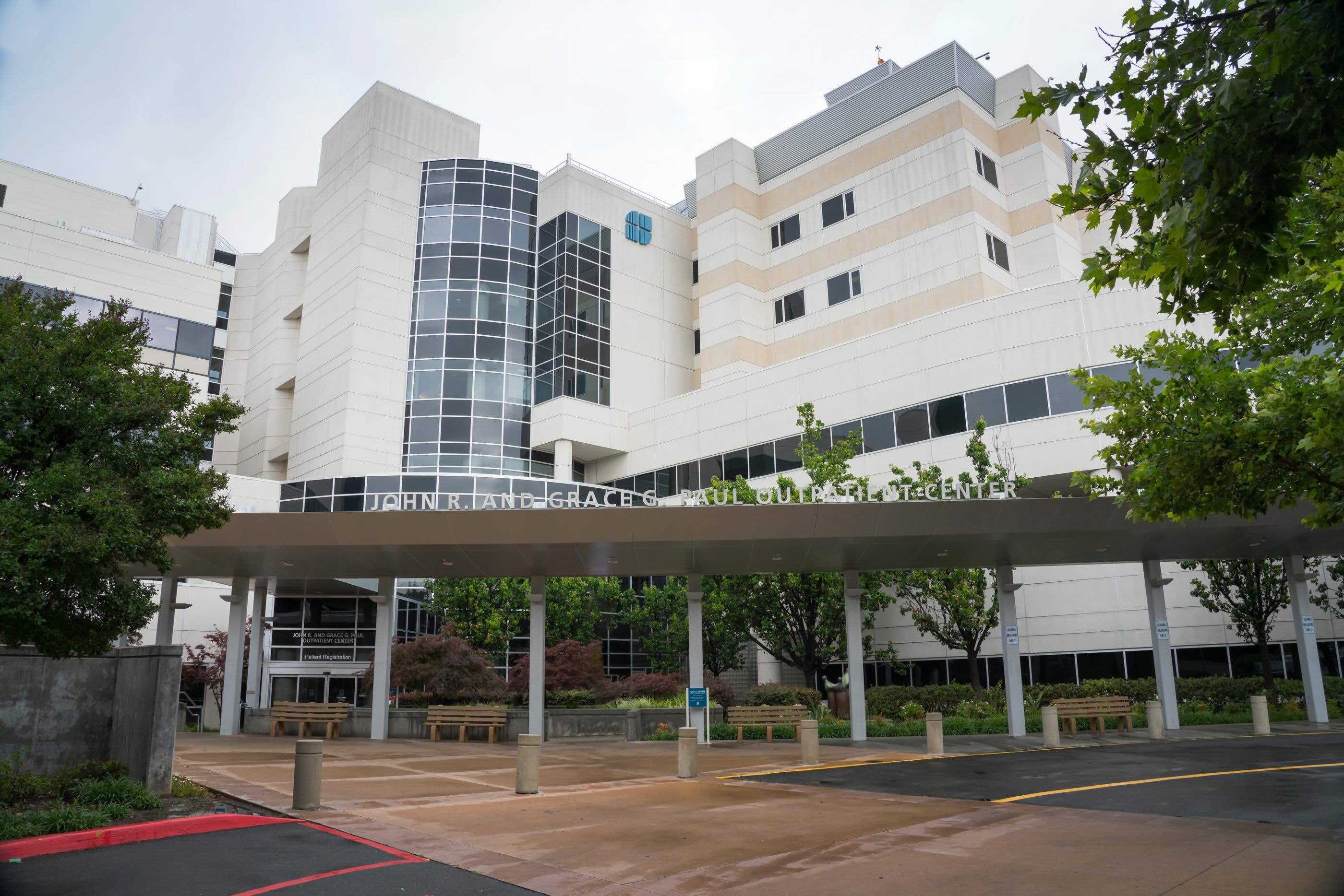 Outpatient entrance