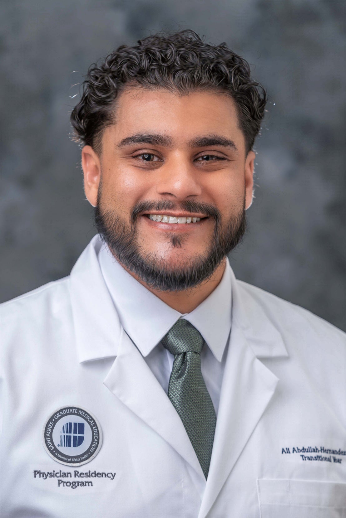 Ali Abdullah-Hernandez MD